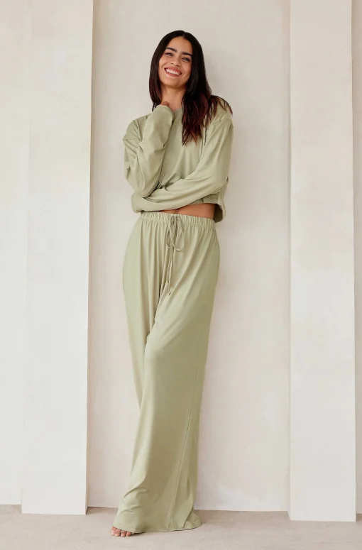 BUMPSUIT The Cloud Long Sleeve Crop Tee| Loungewear